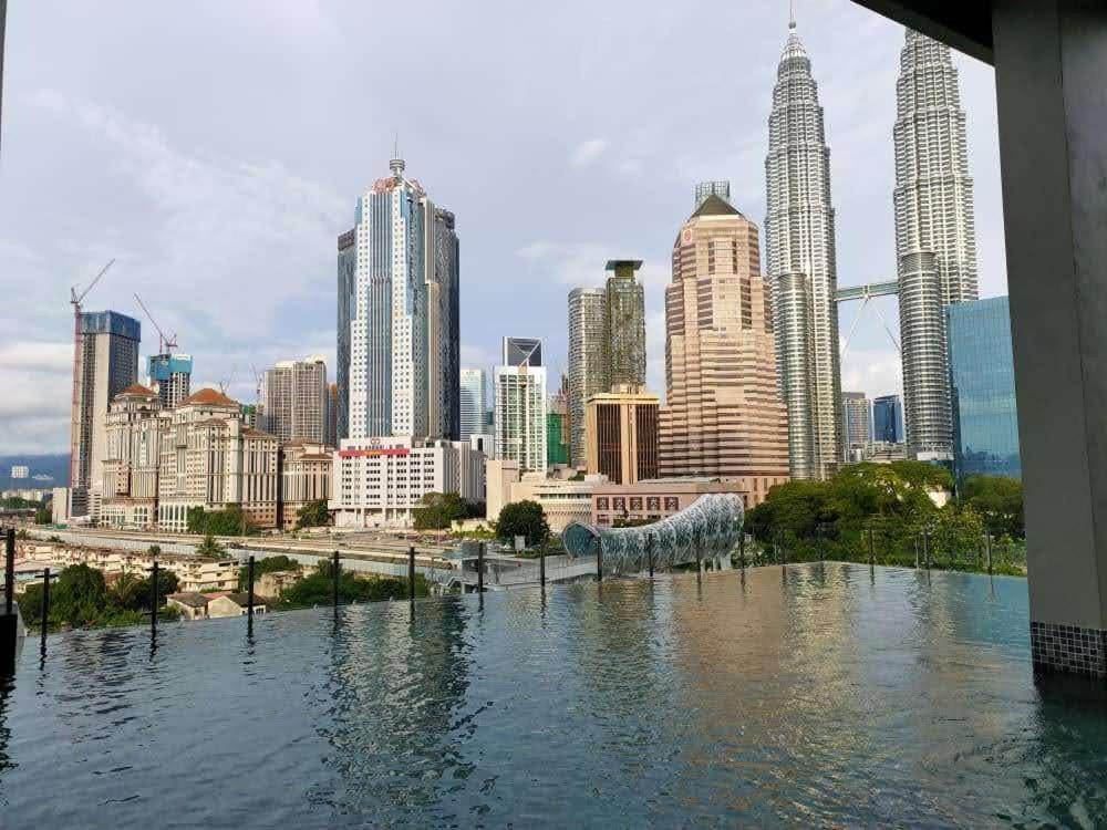 Klcc Legasi Direct View With A Superking Bed At A 3-Bedroom Premium Unit クアラルンプール エクステリア 写真