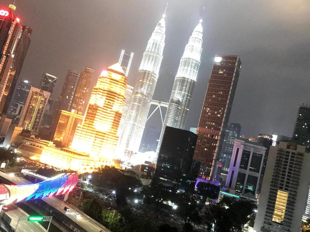 Klcc Legasi Direct View With A Superking Bed At A 3-Bedroom Premium Unit クアラルンプール エクステリア 写真